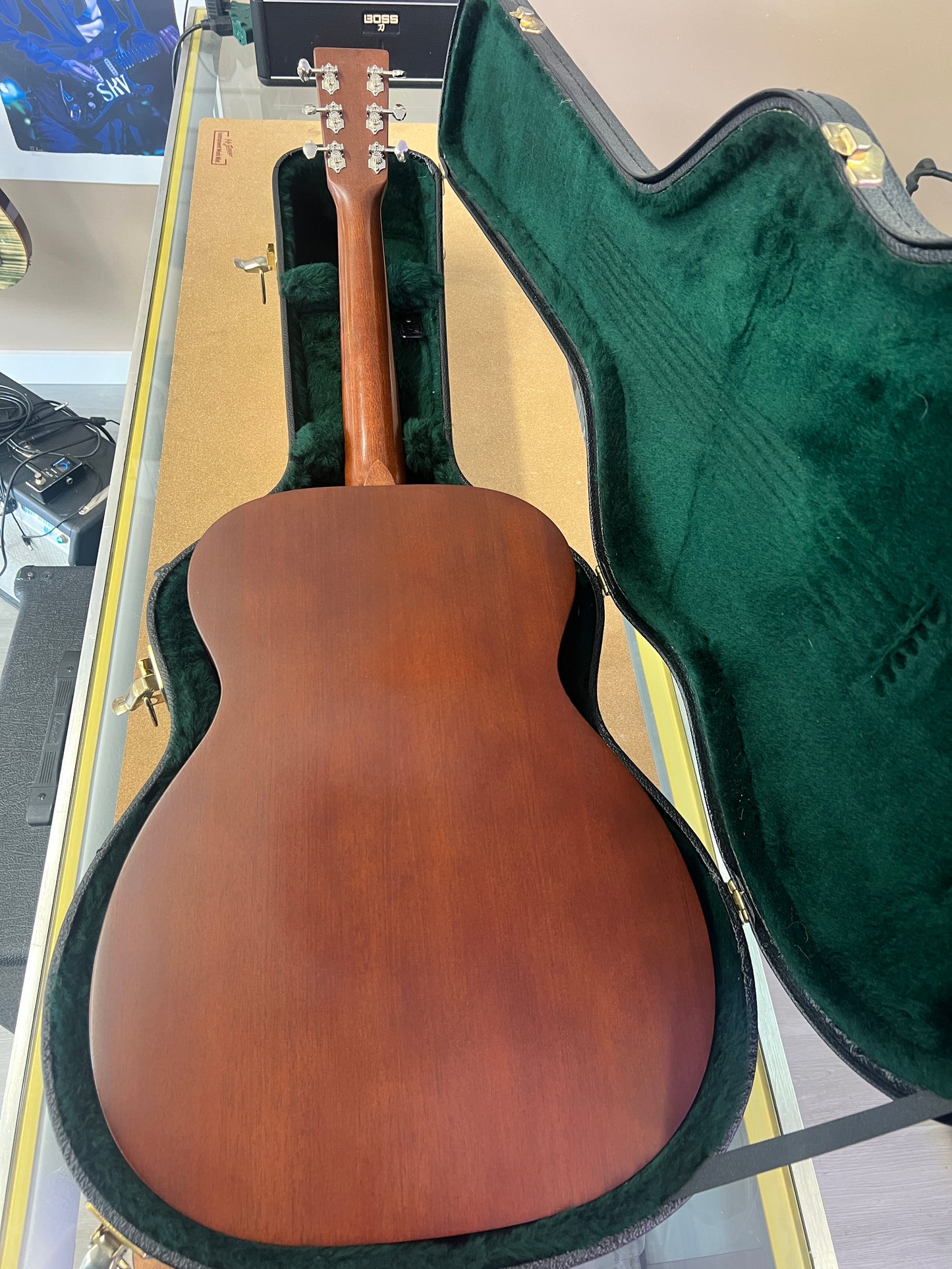 2010 Martin 00-15m