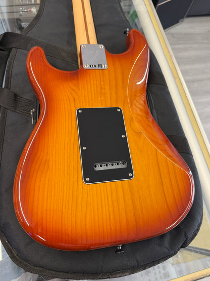 2020 Fender Player Stratocaster HSS Plus Top
