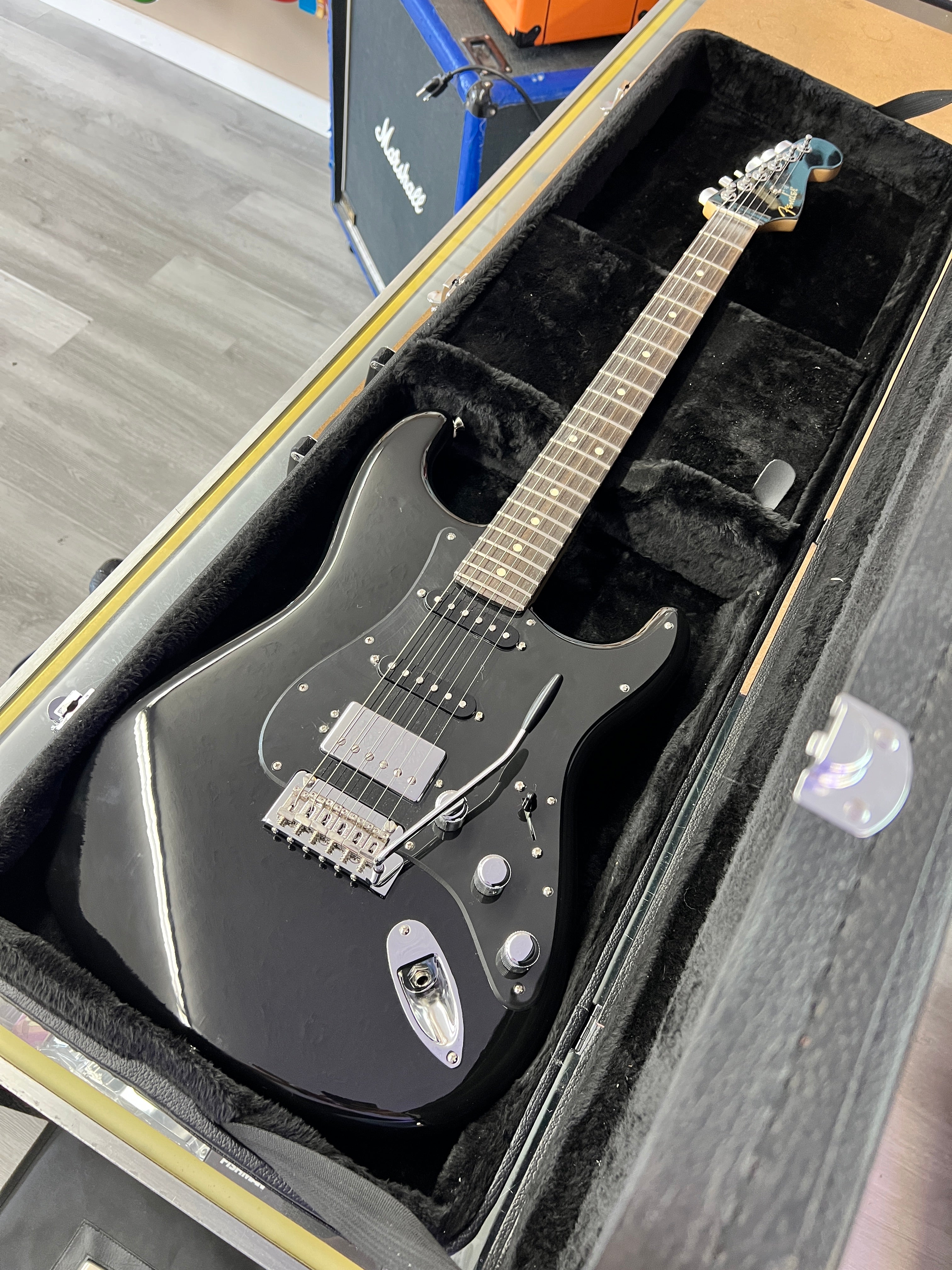 2022 Fender Limited Edition Player Stratocaster HSS (Ebony