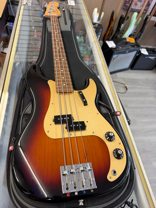 2019 Fender Player Precision Bass
