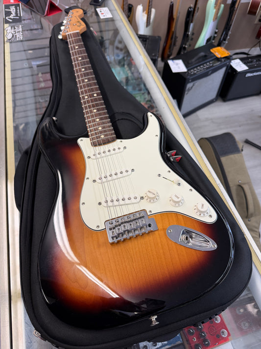 2016 Fender Standard Stratocaster