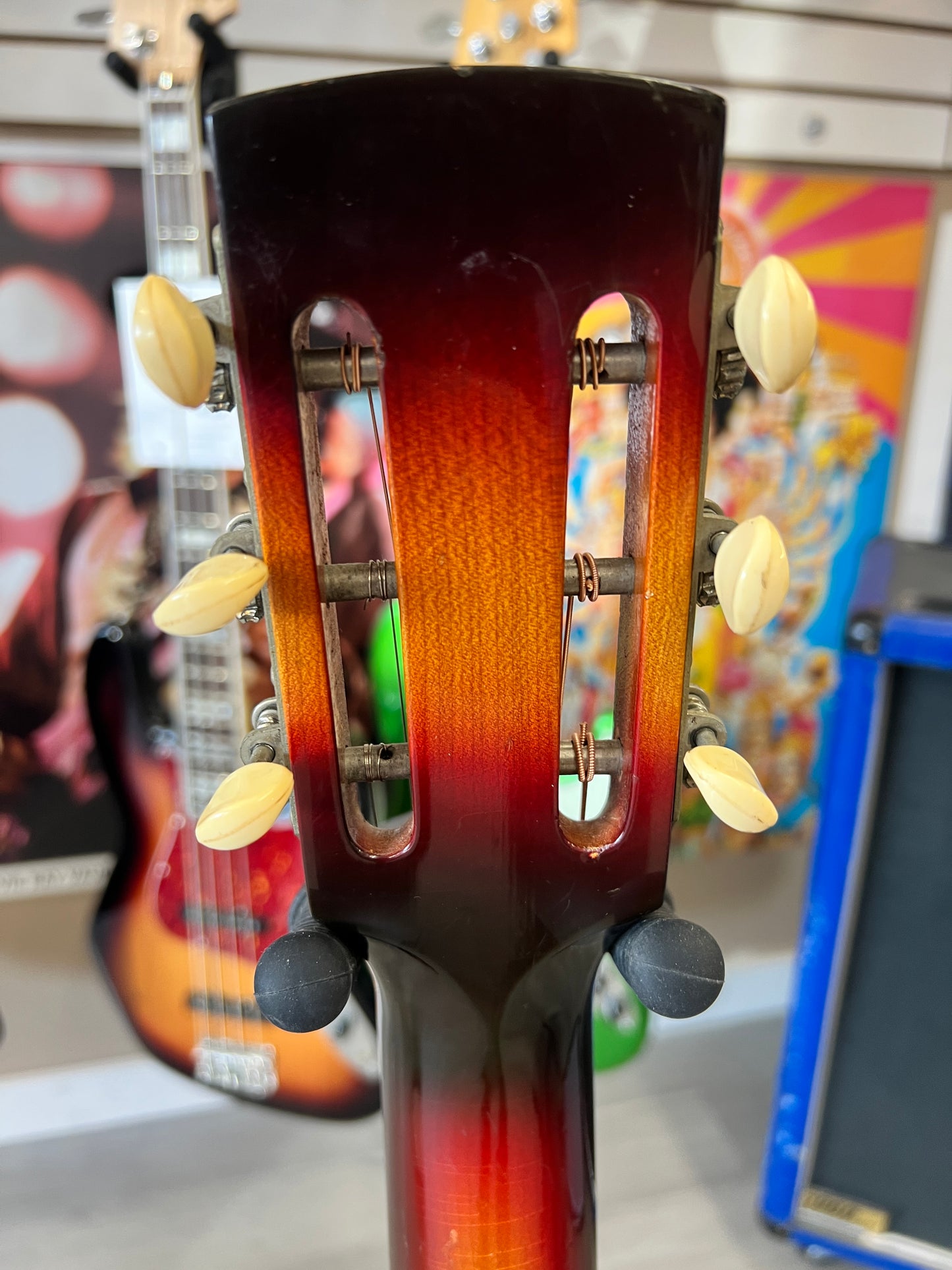 1978 Dobro Model 60D round-neck resonator guitar (Made in U.S.A.)