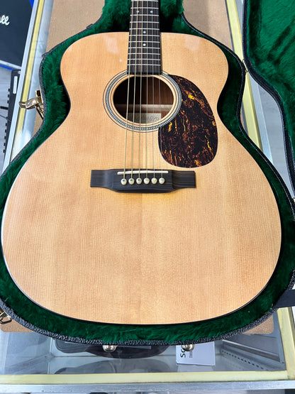 2000 Martin 000-16GT