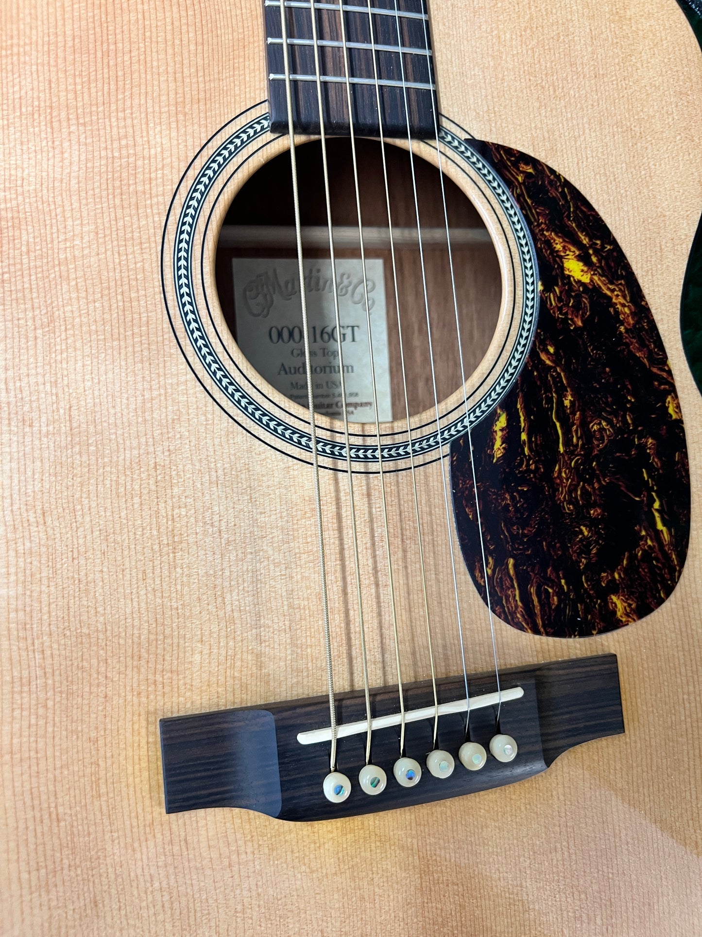 2000 Martin 000-16GT