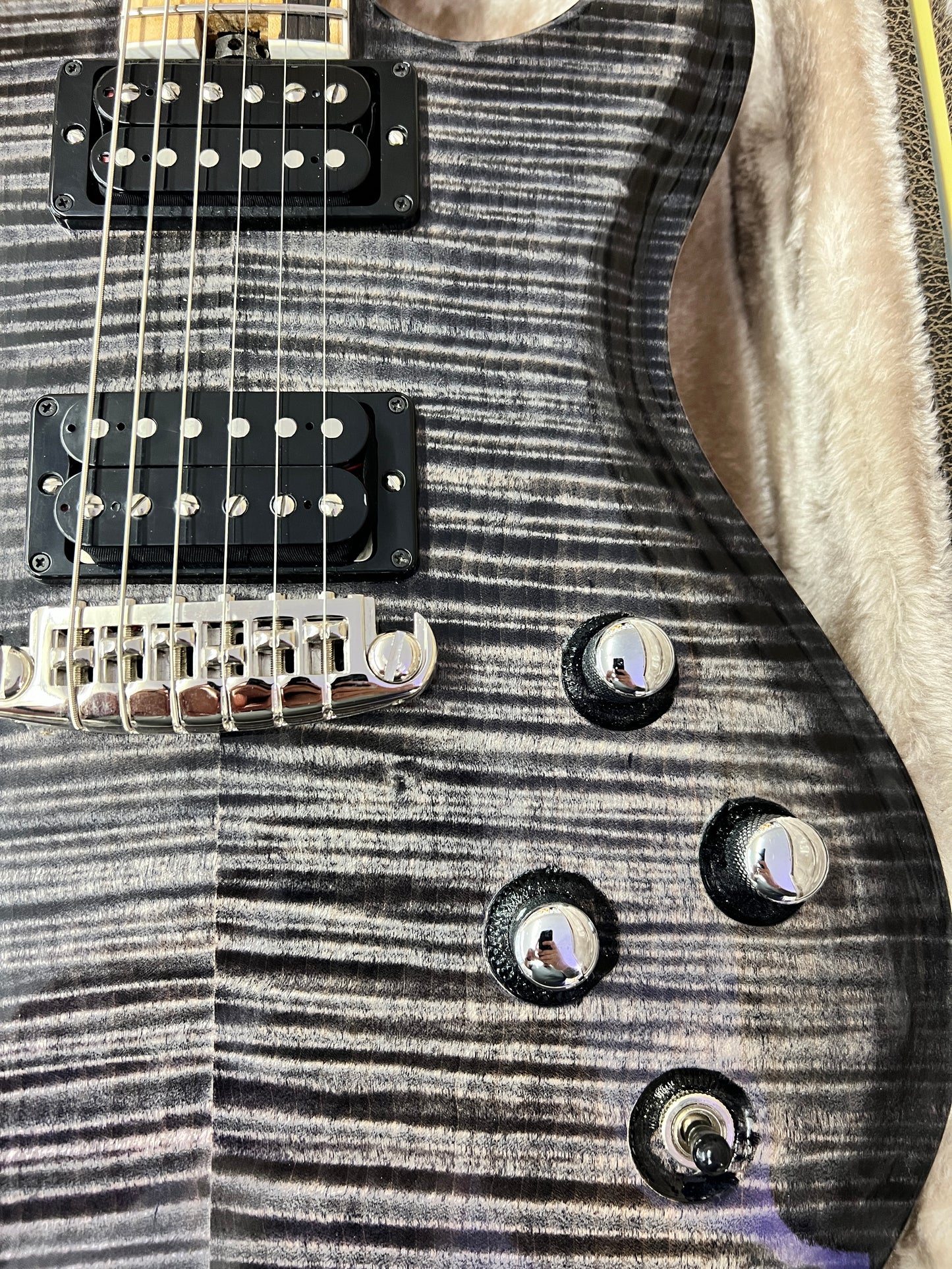 Cruey "The Crow" Singlecut Electric Guitar