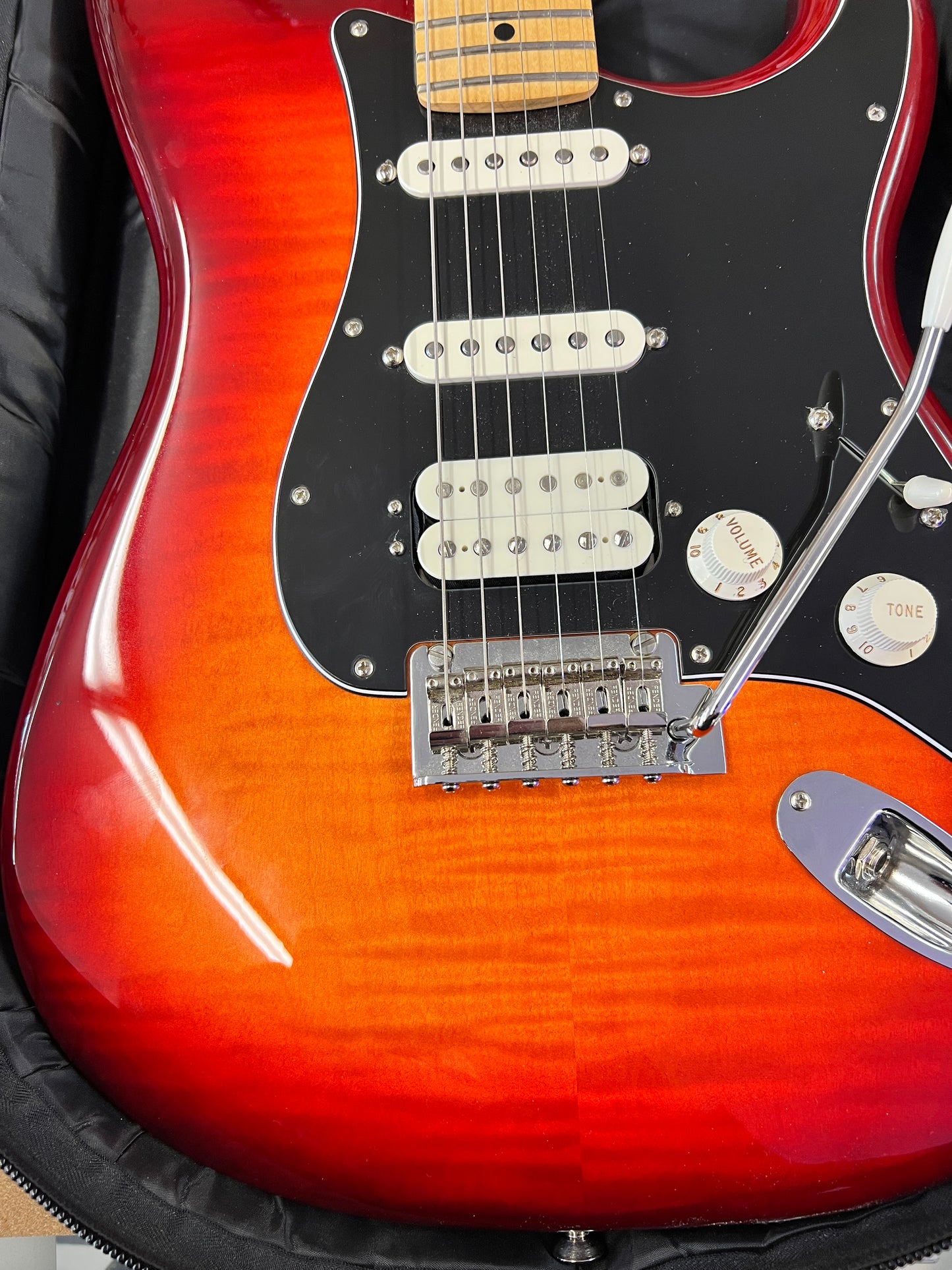 2020 Fender Player Stratocaster HSS Plus Top